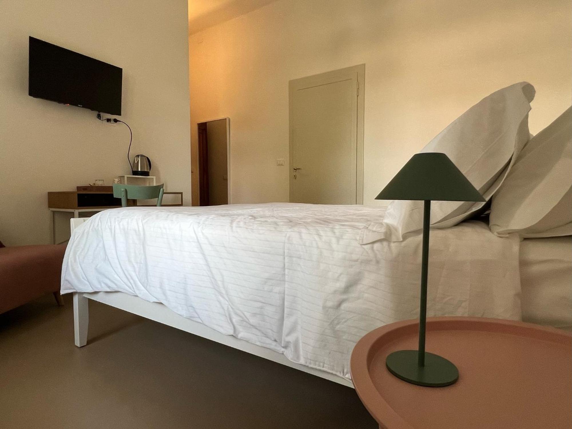 Civico 99 Bed and Breakfast Ravenna Esterno foto