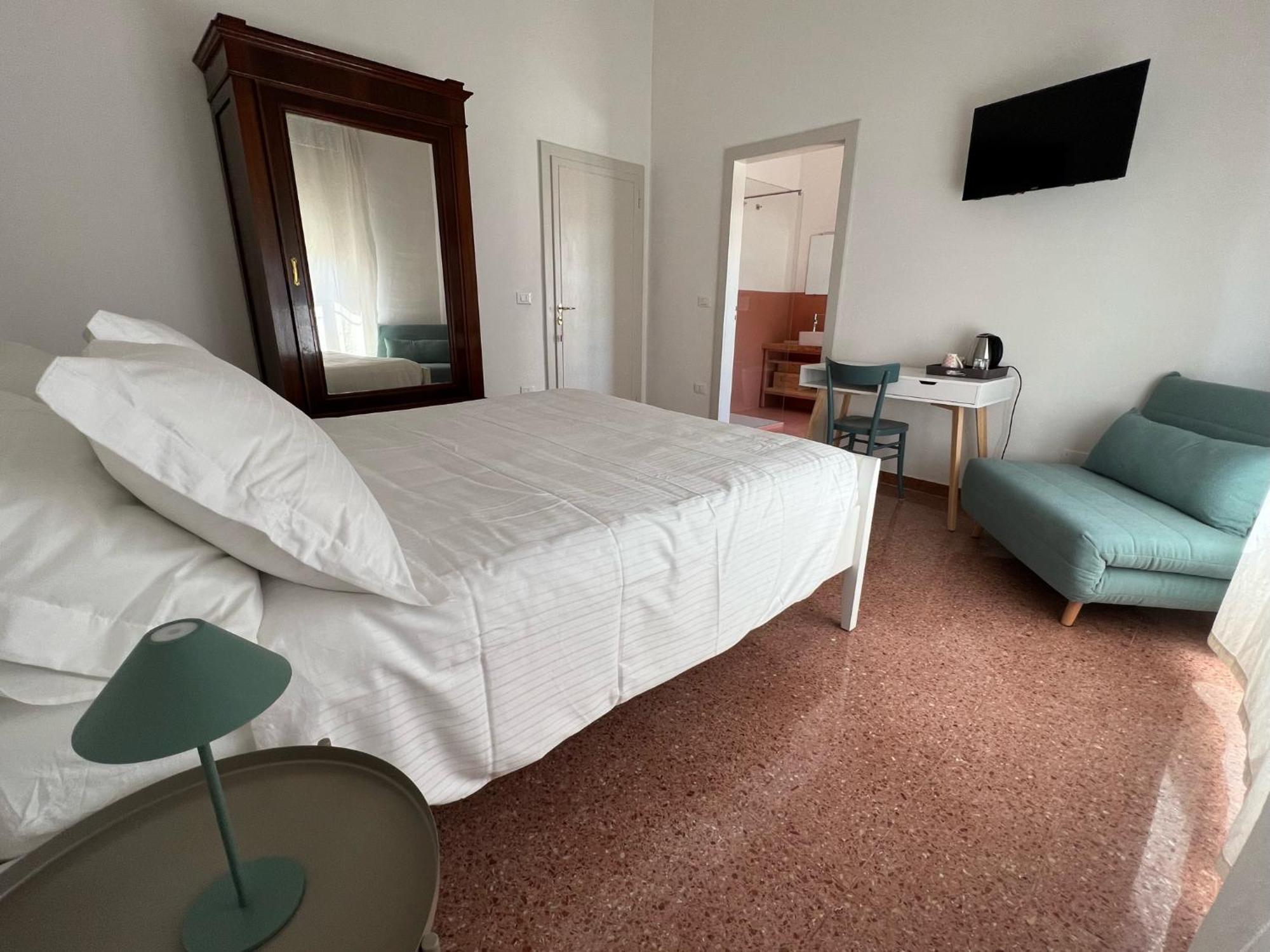 Civico 99 Bed and Breakfast Ravenna Esterno foto